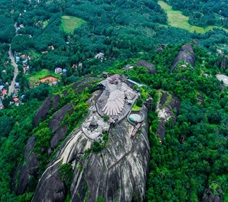1 jatayu rock kumarakom kerala 2 city hero